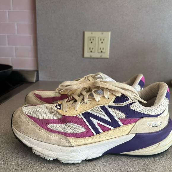 Limited edition 990 v 6 made in USA - Picture 2 of 4